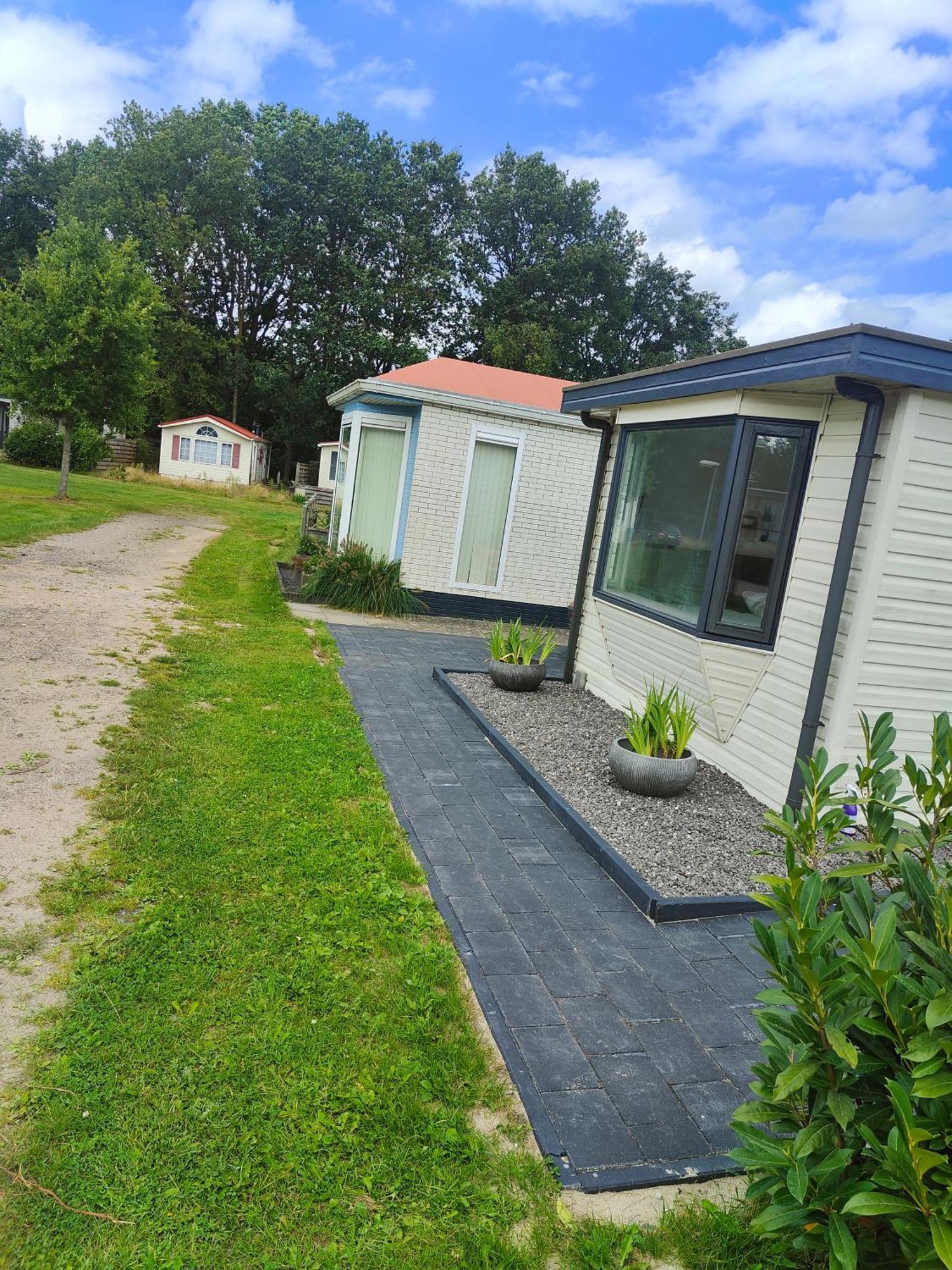 Chalet Midden In De Natuur! Anloo Zewnętrze zdjęcie